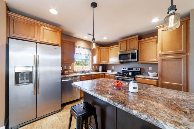 3703 FLATWATER DR, Columbia, MO 65202