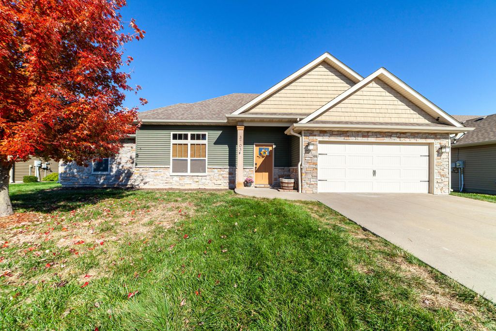 3703 FLATWATER DR, Columbia, MO 65202