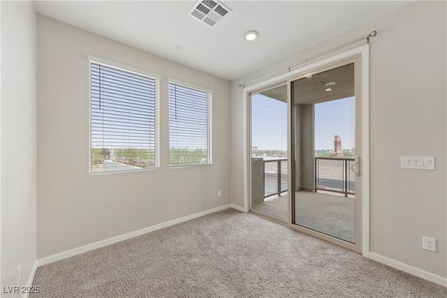 11238 Essence Point Avenue 205, Las Vegas, NV 89135