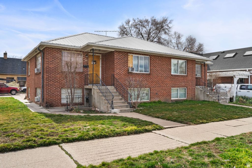 527 28TH ST, Ogden, UT 84403 — photo 2