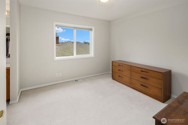 16811 10th Avenue SW, Normandy Park, WA 98166