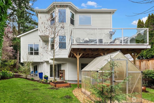 16811 10th Avenue SW, Normandy Park, WA 98166