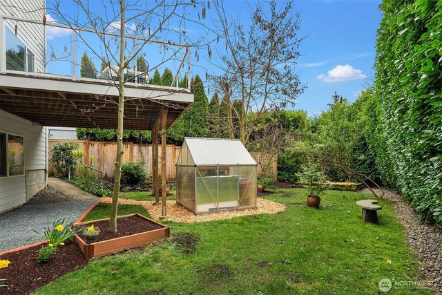 16811 10th Avenue SW, Normandy Park, WA 98166