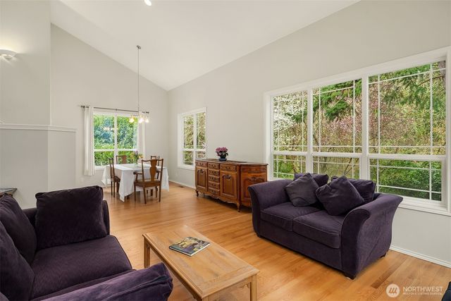 16811 10th Avenue SW, Normandy Park, WA 98166