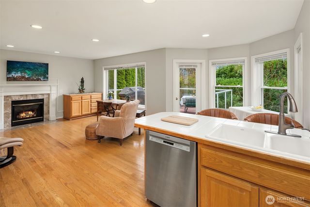 16811 10th Avenue SW, Normandy Park, WA 98166