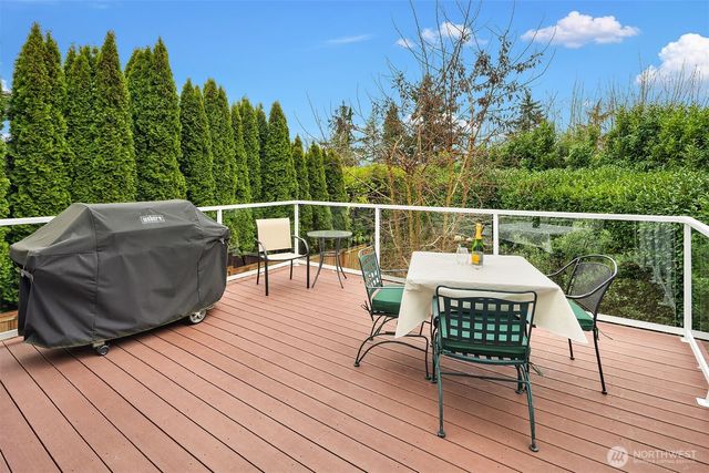 16811 10th Avenue SW, Normandy Park, WA 98166