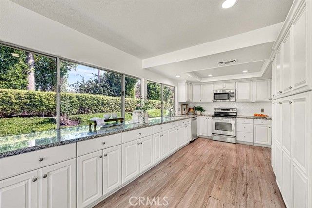 5 Carob, Irvine, CA 92612