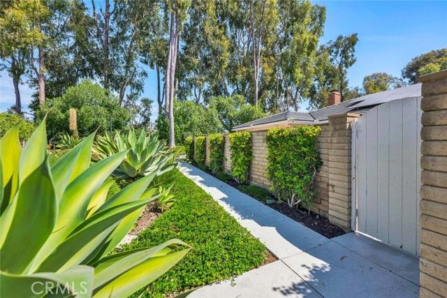 5 Carob, Irvine, CA 92612