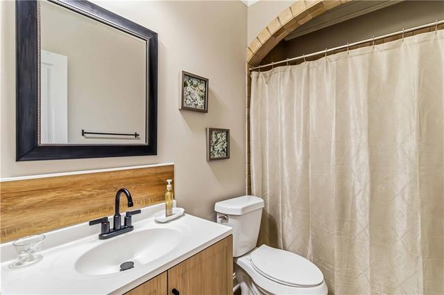 1331 Ashbury Park Drive NE, Hoschton, GA 30548