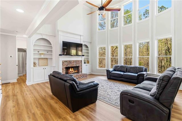 1331 Ashbury Park Drive NE, Hoschton, GA 30548