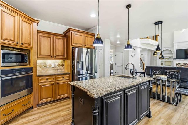 1331 Ashbury Park Drive NE, Hoschton, GA 30548