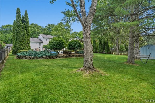 112 Casterbridge Lane, Lysander, NY 13027