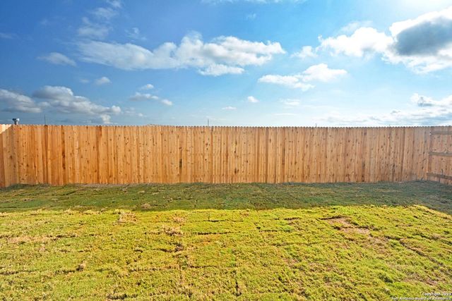 2441 LEGENDS CRK, New Braunfels, TX 78130