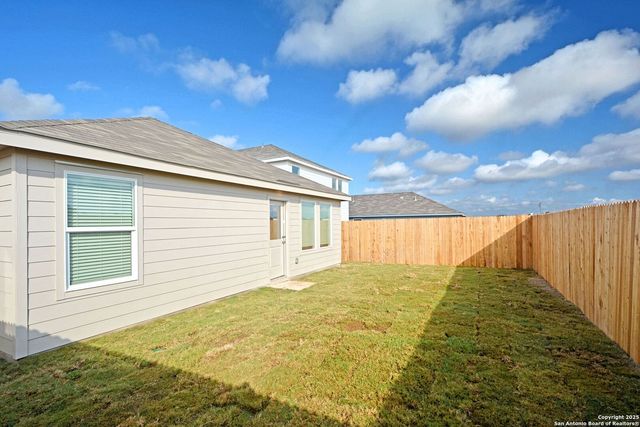 2441 LEGENDS CRK, New Braunfels, TX 78130
