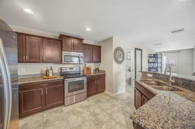 5048 CHIPOTLE LANE, Wesley Chapel, FL 33544