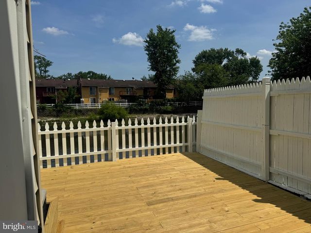 6 LA CASCATA TNHS, Clementon, NJ 08021