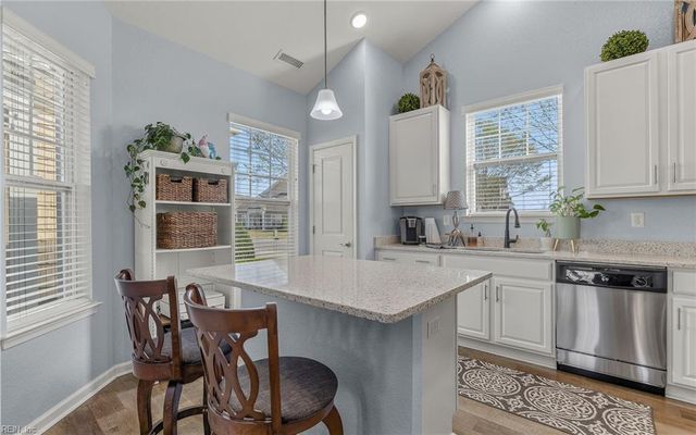 449 Heartfield DR, Chesapeake, VA 23322