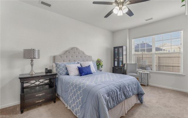 449 Heartfield DR, Chesapeake, VA 23322