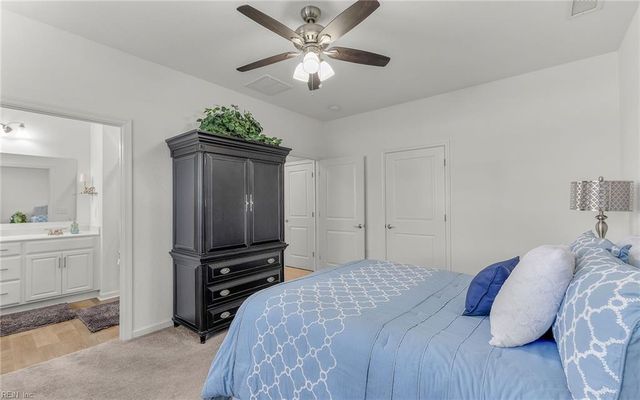 449 Heartfield DR, Chesapeake, VA 23322