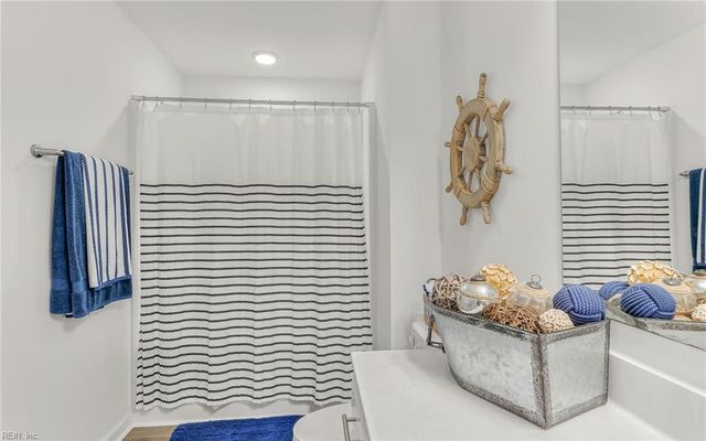 449 Heartfield DR, Chesapeake, VA 23322