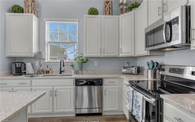 449 Heartfield DR, Chesapeake, VA 23322