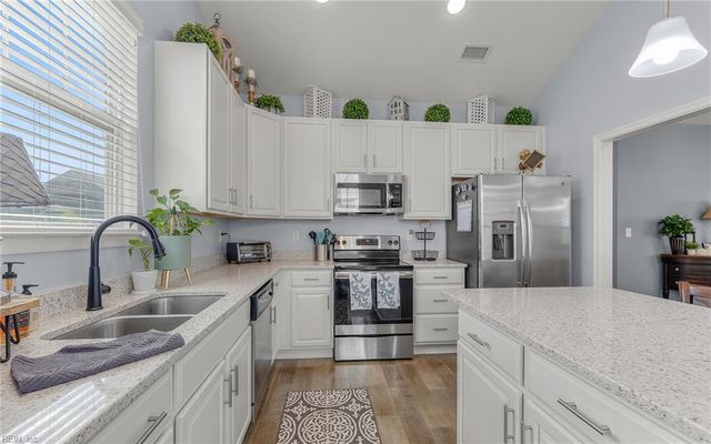 449 Heartfield DR, Chesapeake, VA 23322