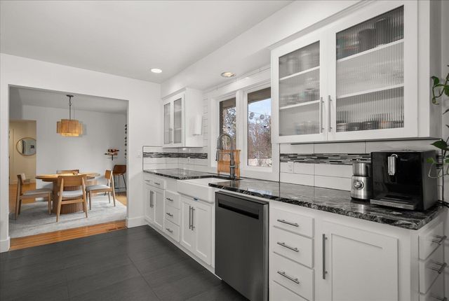 3325 S Bernard St, Spokane, WA 99203