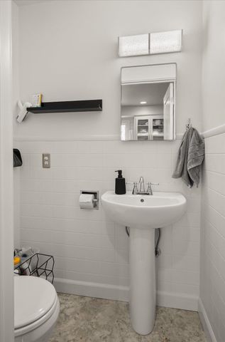 3325 S Bernard St, Spokane, WA 99203