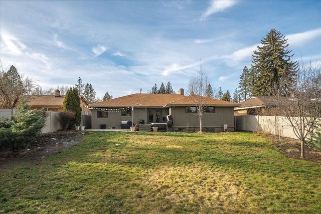 3325 S Bernard St, Spokane, WA 99203