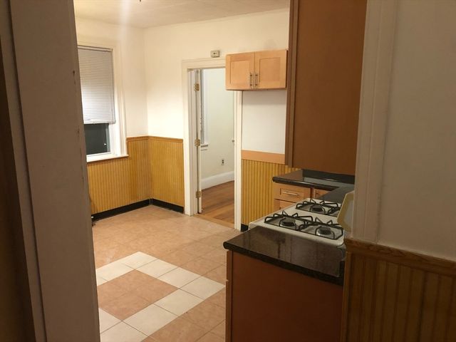 5 Waldo St 1, Dedham, MA 02026