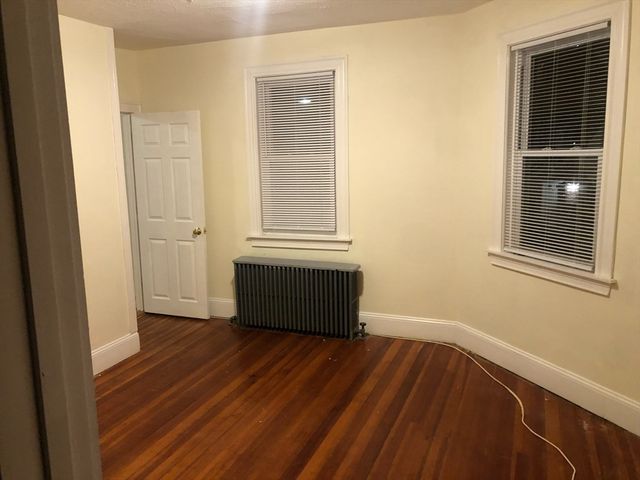 5 Waldo St 1, Dedham, MA 02026