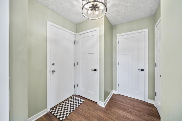 94 Richard Avenue, South Bloomfield, OH 43103