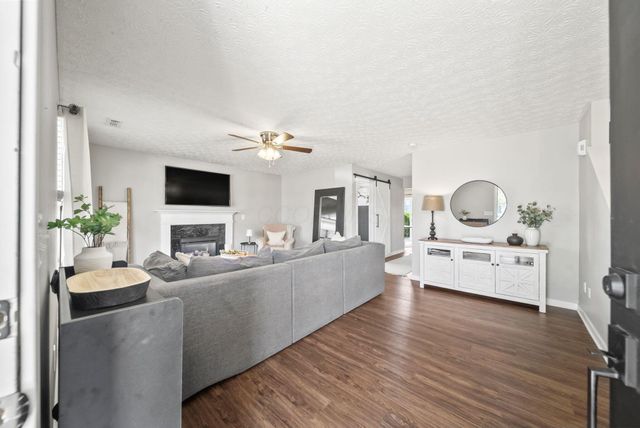 94 Richard Avenue, South Bloomfield, OH 43103