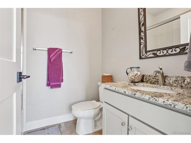 888 S Valentia St 17-103, Denver, CO 80247