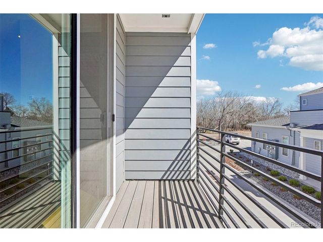 888 S Valentia St 17-103, Denver, CO 80247