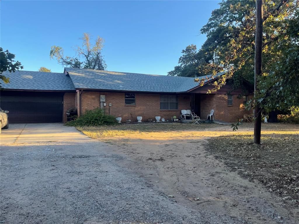 29708 Waco Road, Mcloud, OK 74851