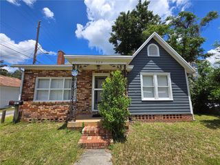 924 SW 5TH AVENUE C, Gainesville, FL 32601