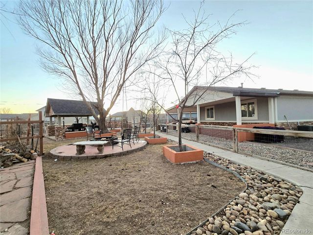 608 E 22nd Street Rd, Greeley, CO 80631