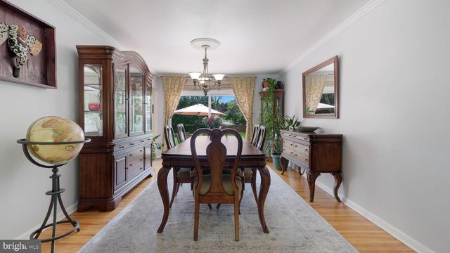 2002 LANTERN LN, Oreland, PA 19075