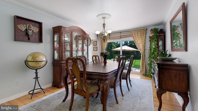 2002 LANTERN LN, Oreland, PA 19075
