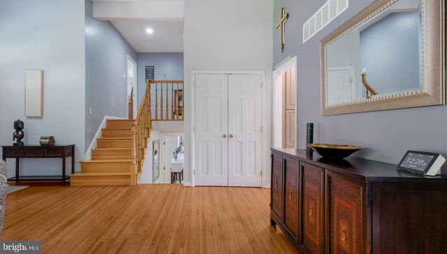2002 LANTERN LN, Oreland, PA 19075