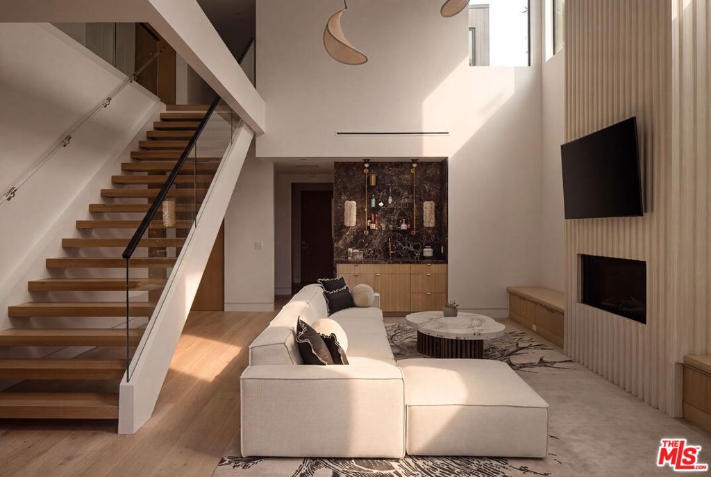 738 Palms Boulevard, Venice, CA 90291 — exterior
