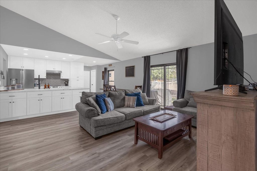 Image 11 of property listing at 4319 SADDLE CREEK PLACE, Orlando, FL 32829