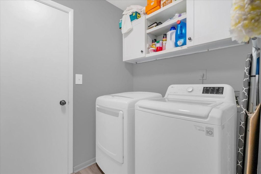 Image 21 of property listing at 4319 SADDLE CREEK PLACE, Orlando, FL 32829