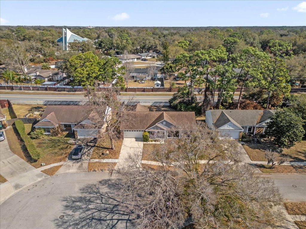 Image 25 of property listing at 4319 SADDLE CREEK PLACE, Orlando, FL 32829