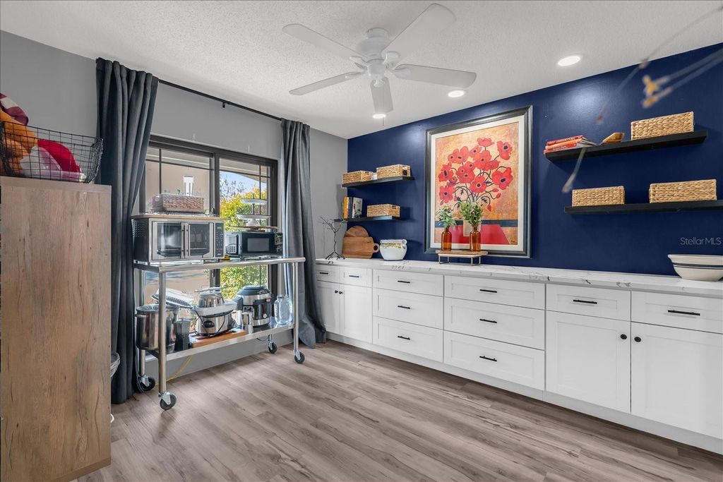 Image 6 of property listing at 4319 SADDLE CREEK PLACE, Orlando, FL 32829