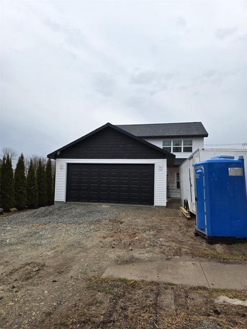 716 E 9TH STREET, Kaukauna, WI 54130