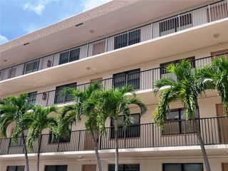 2901 N Nob Hill Rd 203, Sunrise, FL 33322