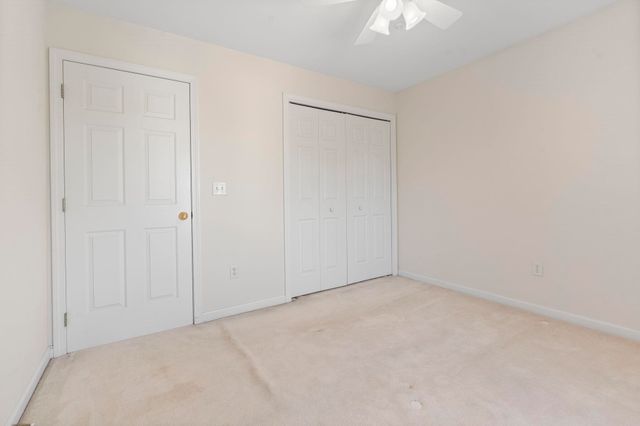 16 Edward Circle, Bedford, NH 03110