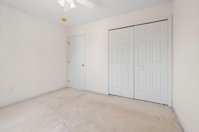 16 Edward Circle, Bedford, NH 03110